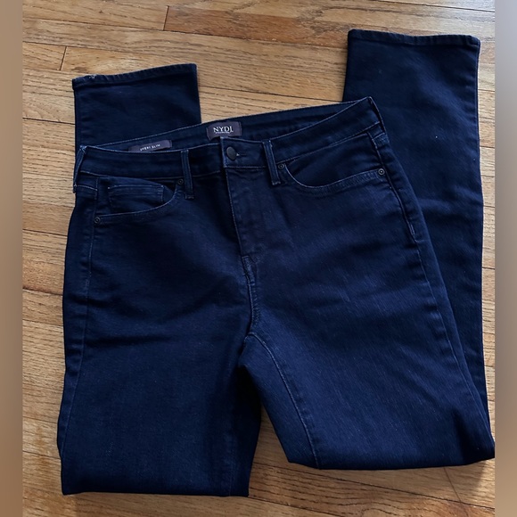 Like new NYDJ Sheri slim - Picture 5 of 8